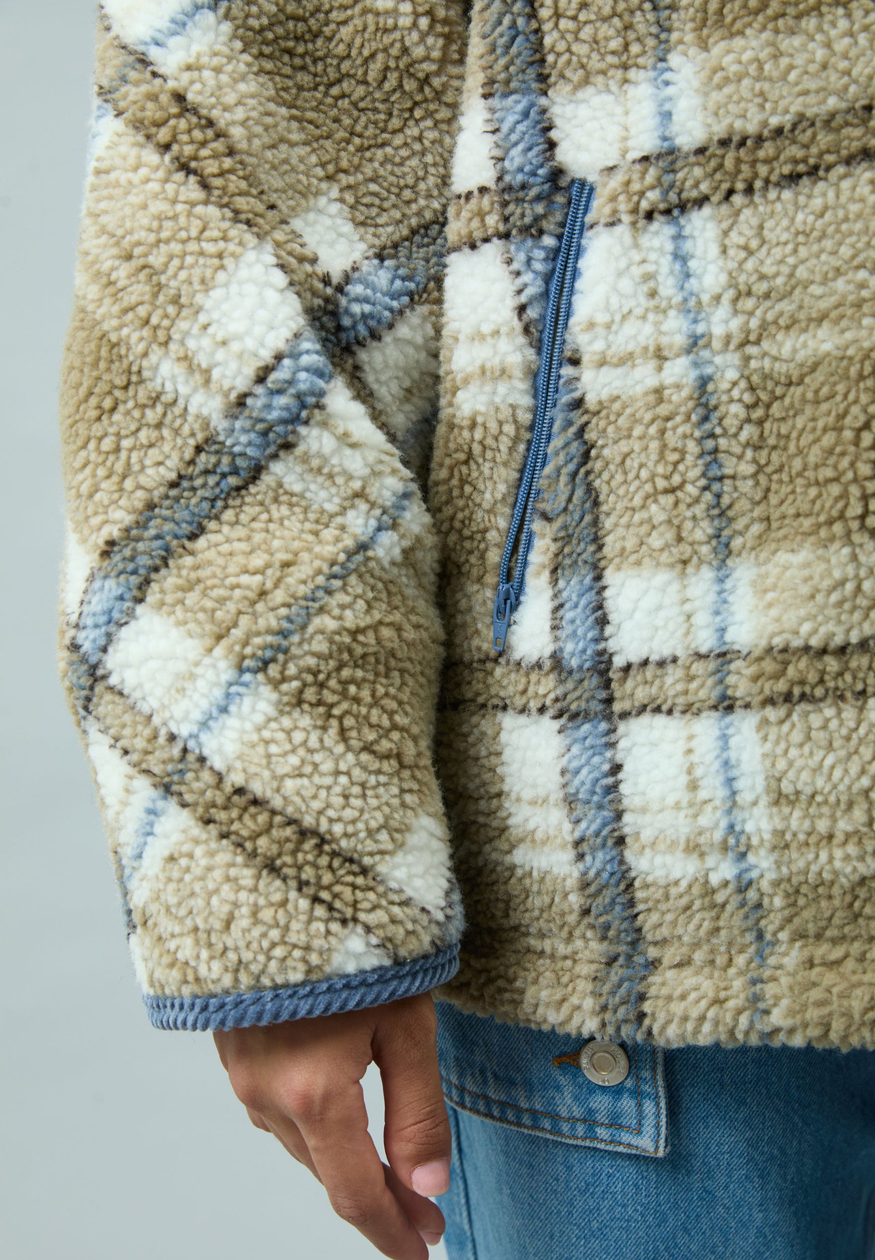 FLEECE SCARF JACKET