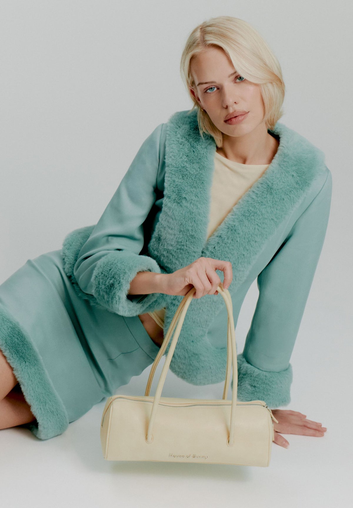 PLUSH TRIM TAILORED BLAZER